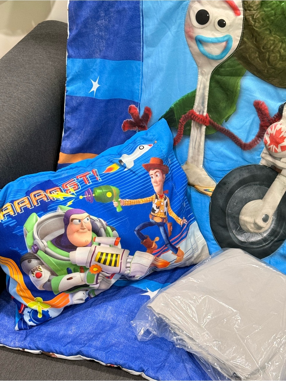 Disney Toy Story toddler bedding set 5 pieces New see details - Picture 3 of 4